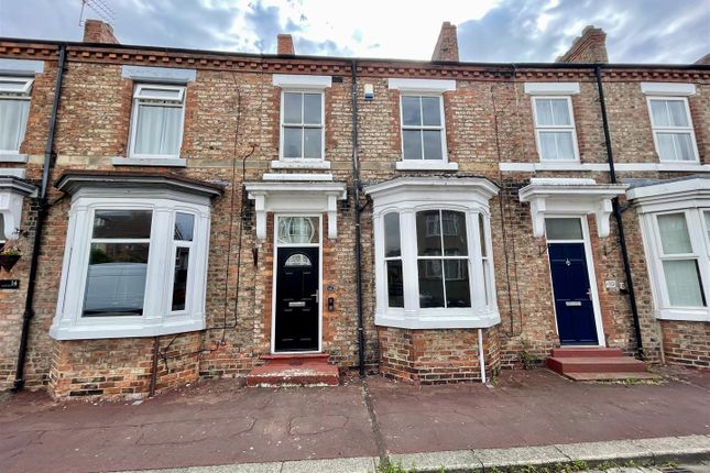 3 bed property, in Maude Street, £130,000