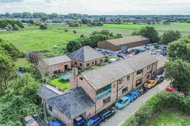 7 bed property, in New Lane Pace, £1,200,000