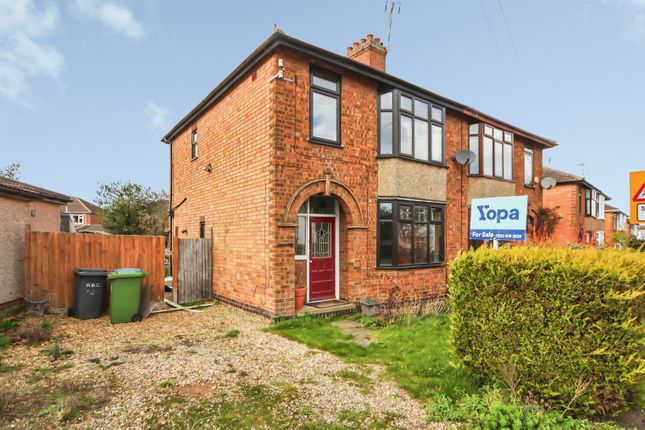 3 bed property, in Portland Road, £260,000