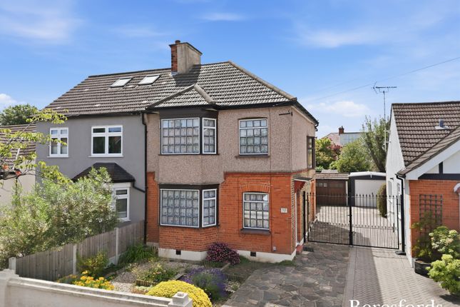 3 bed property, in Derham Gardens, £600,000