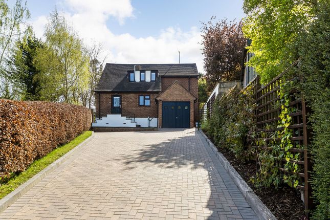3 bed property, in Broadway Rise, £700,000