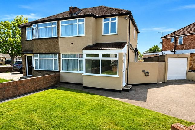 3 bed property, in Leamington Place, £500,000