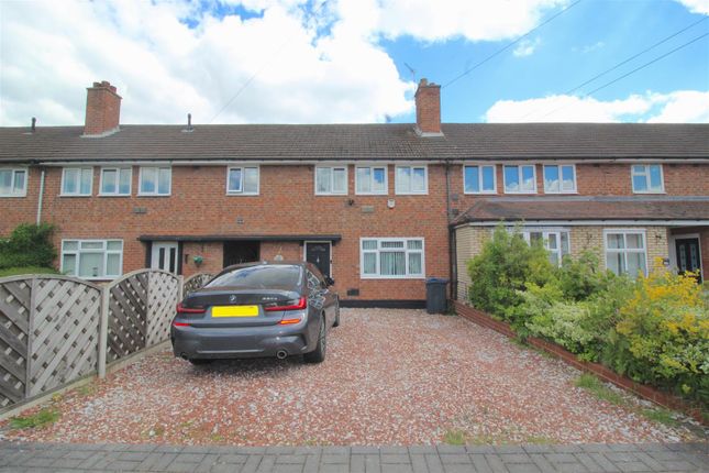 3 bed property, in Clopton Road, £220,000