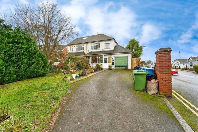 3 bed property, in Ball Lane, £300,000