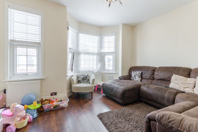 3 bed property, in Edinburgh Road, £500,000