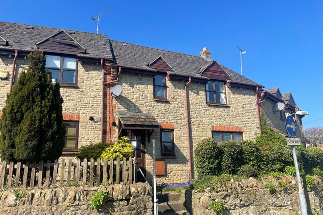2 bed property, in Blissett Terrace, £247,500