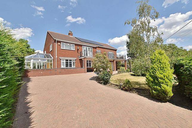 5 bed property, in Walnut House, £635,000