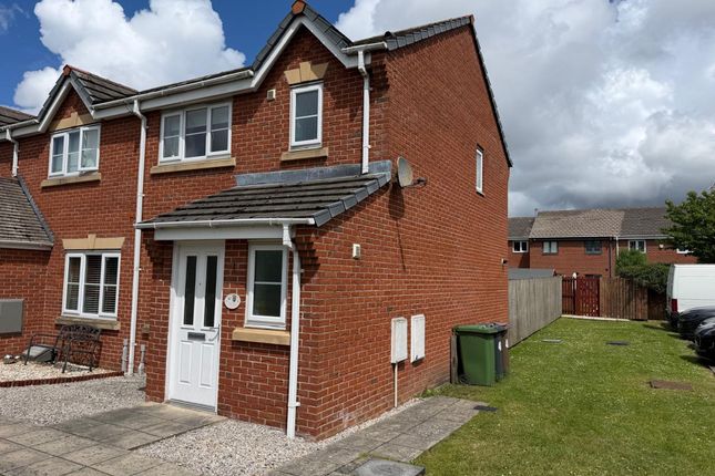 3 bed property, in Heathfield Drive, £235,000