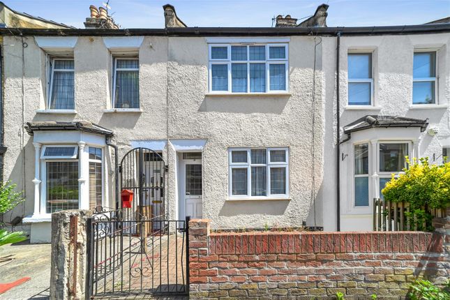 4 bed property, in Ridley Road, £735,000