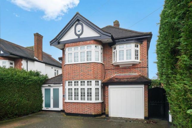 4 bed property, in Pebworth Road, £1,250,000