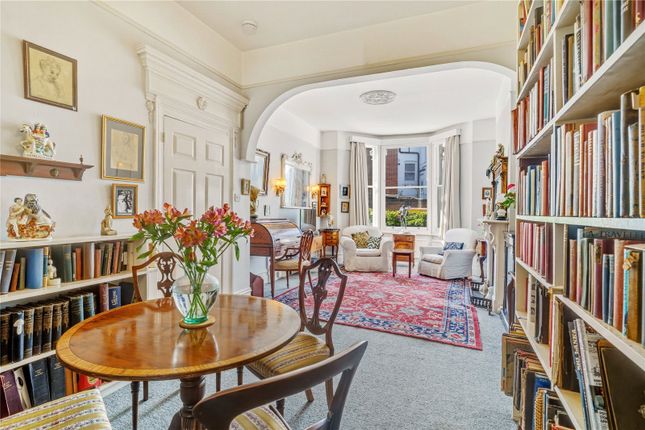 7 bed property, in Lavender Sweep SW11, £1,600,000