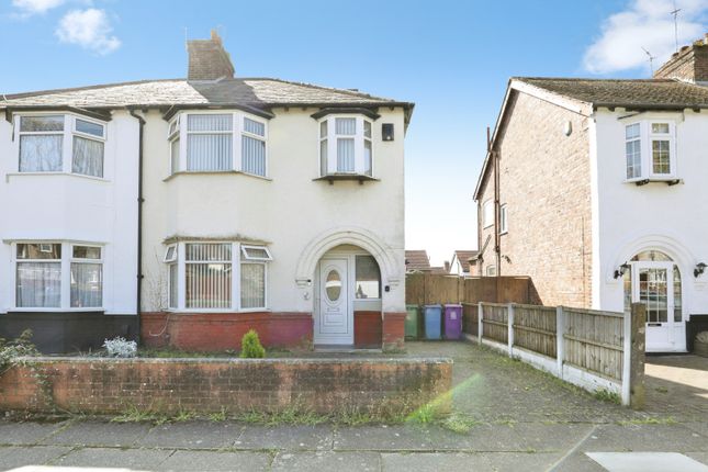 4 bed property, in Holmefield Road, £425,000