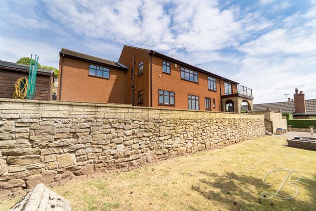 3 bed property, in Nest Avenue, £450,000