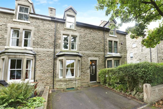 5 bed property, in Heath Grove, £400,000