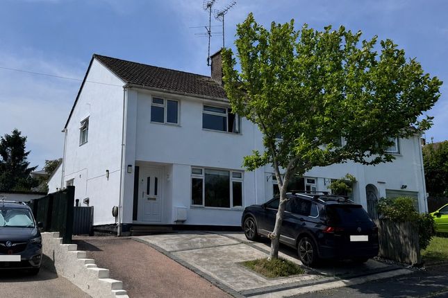 3 bed property, in Bramley Close, £360,000