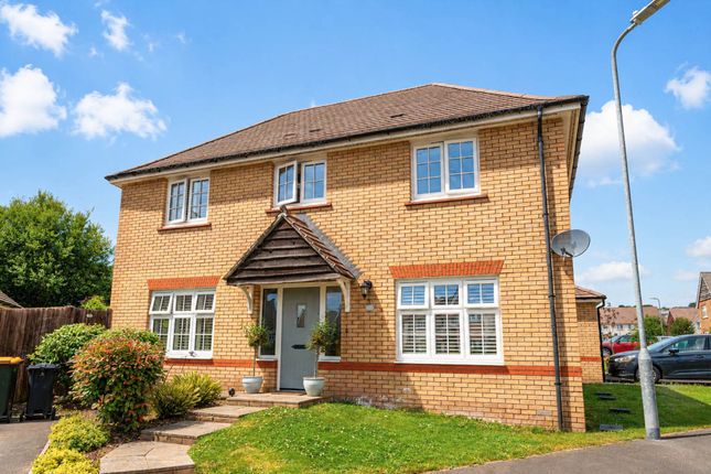 3 bed property, in Capel Dewi Hall Road, £340,000
