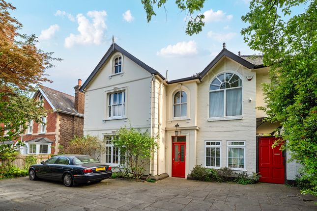 6 bed property, in Milbourne Lane, £2,000,000