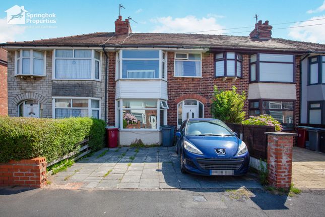 2 bed property, in Rosemede Avenue, £110,000