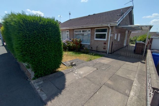 1 bed property, in Aries Close, £105,000