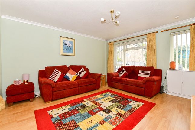 3 bed property, in Welland Road, £425,000