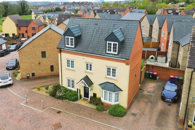 4 bed property, in Beggarly Bank, £300,000
