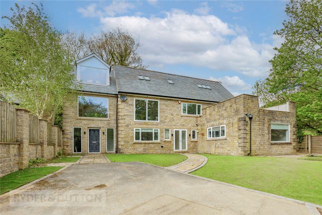 5 bed property, in Stockport Road, £675,000