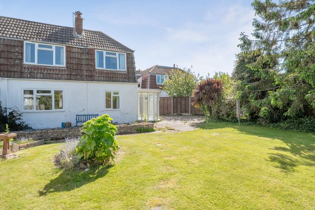 3 bed property, in Lawn Road, £400,000