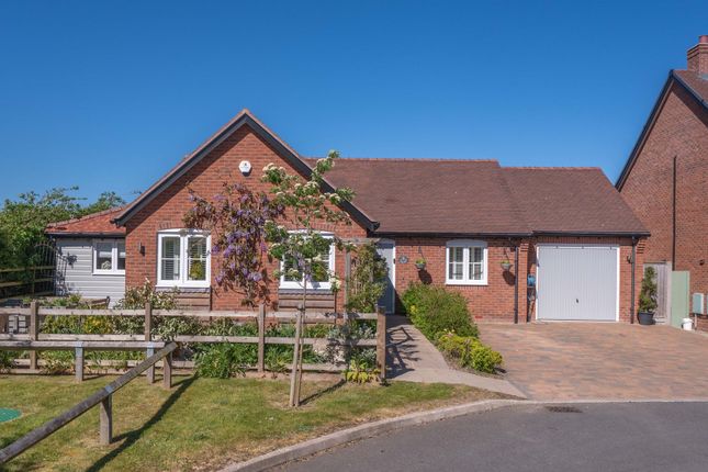 2 bed property, in Winter Close, £735,000
