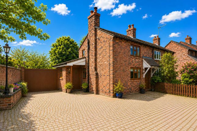 3 bed property, in London Road, £375,000
