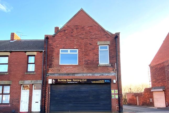 2 bed property, in Southwick Road, £125,000