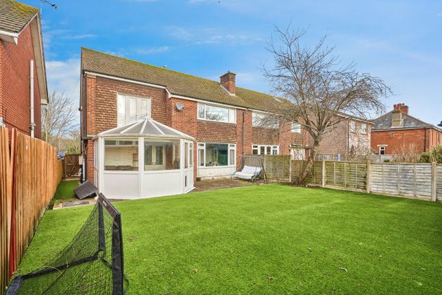 4 bed property, in Lonsdale Avenue, £325,000