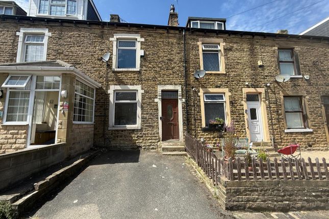 3 bed property, in Hastings Place, £90,000