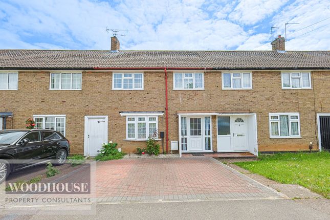 3 bed property, in Dewhurst Road, £450,000