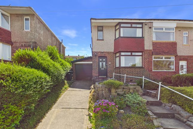 3 bed property, in Fraser Road, £250,000