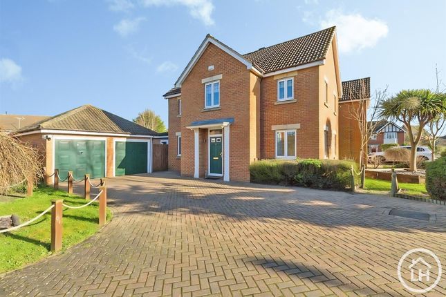 4 bed property, in Argent Way, £525,000