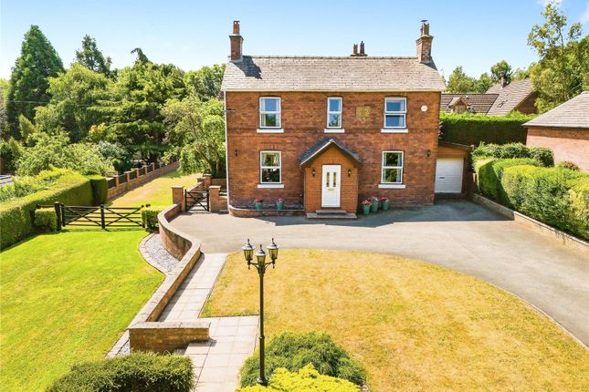 3 bed property, in Old Warren, £700,000