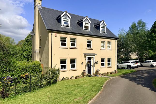 5 bed property, in Manadon Park, £825,000