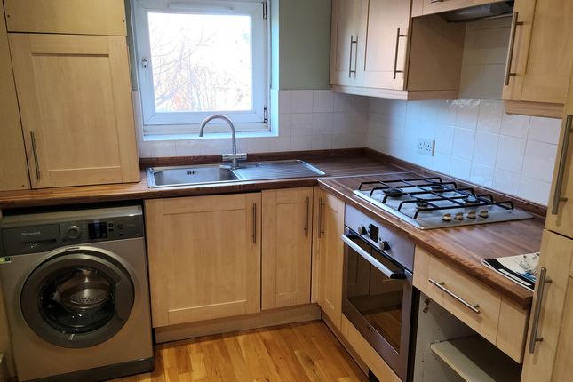 1 bed property, in Lucerne Court, £75,000