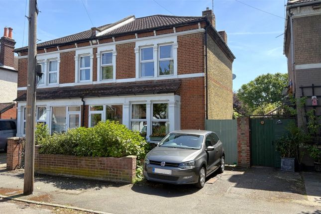 3 bed property, in Sidney Road, £670,000