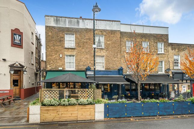 3 bed property, in Old Town, £375,000