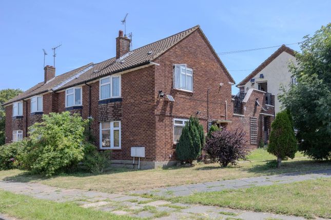 2 bed property, in Cheddar Avenue, £180,000