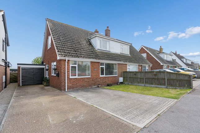 3 bed property, in Hardy Road, £335,000