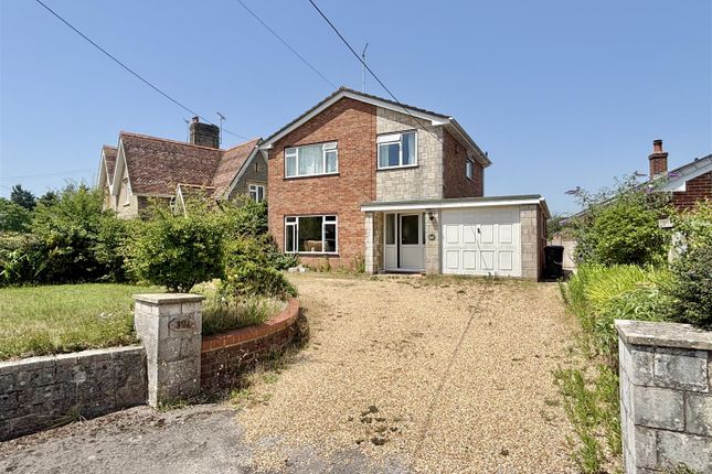3 bed property, in Sea View Road, £425,000