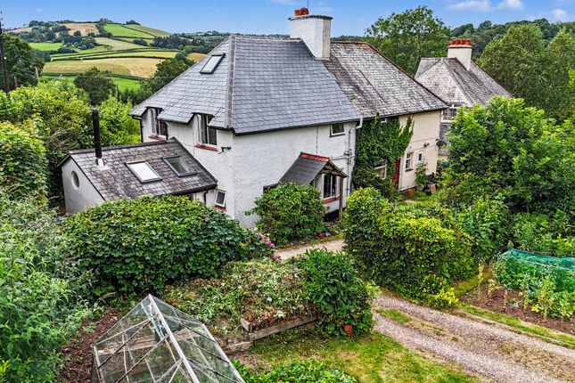 3 bed property, in Cove, £350,000