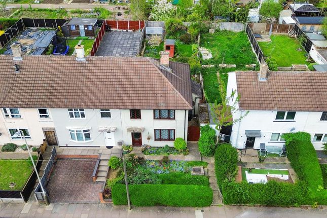 3 bed property, in Netherhall Road, £225,000