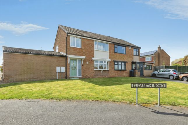 4 bed property, in Elizabeth Road, £235,000
