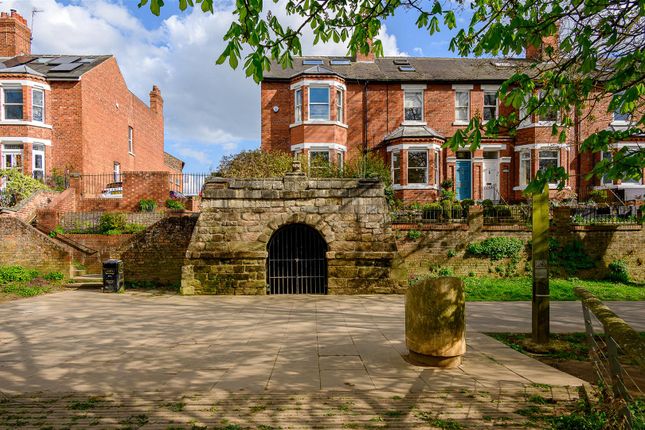 3 bed property, in Lastingham Terrace, £650,000