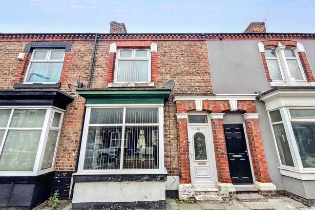 2 bed property, in Mansfield Avenue, £50,000