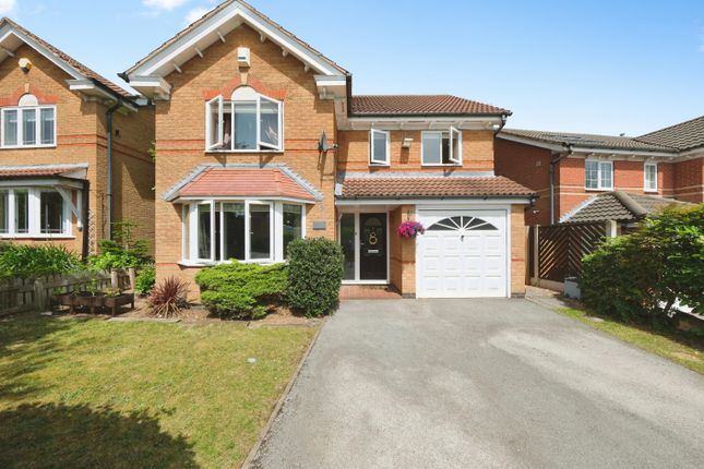 4 bed property, in Diamond Avenue, £350,000