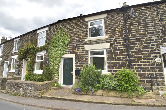 1 bed property, in Kinder Road, £225,000